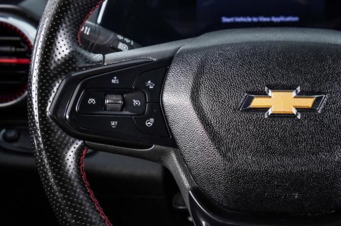 Chevrolet Trax II с пробегом 2023 года, цена 2 199 000 рублей, 80756 км, внедорожник, Автокод Объявления