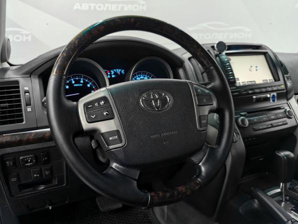 Toyota Land Cruiser 200 Series с пробегом 2008 года, цена 3 600 000 рублей, 253000 км, внедорожник, Автокод Объявления