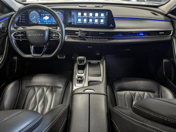 Chery Arrizo 8 с пробегом 2023 года, цена 1 999 000 рублей, 26500 км, седан, Автокод Объявления