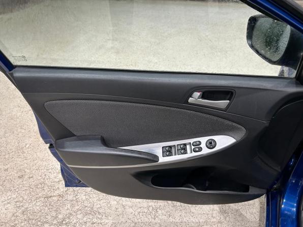 Hyundai Solaris I с пробегом 2013 года, цена 729 000 рублей, 114225 км, седан, Автокод Объявления