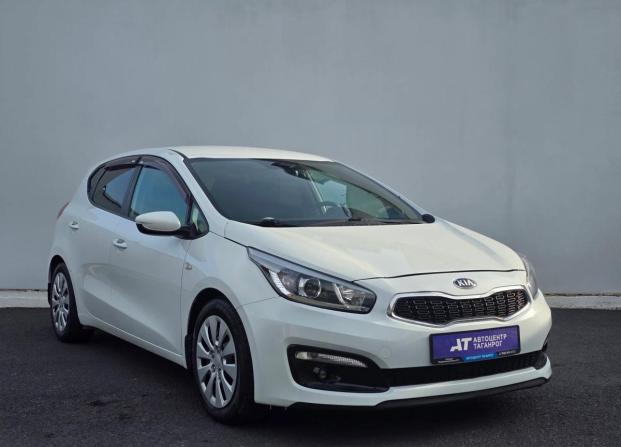 Kia Ceed II Рестайлинг с пробегом 2017 года, цена 1 440 000 рублей, 116500 км, хэтчбек, Автокод Объявления