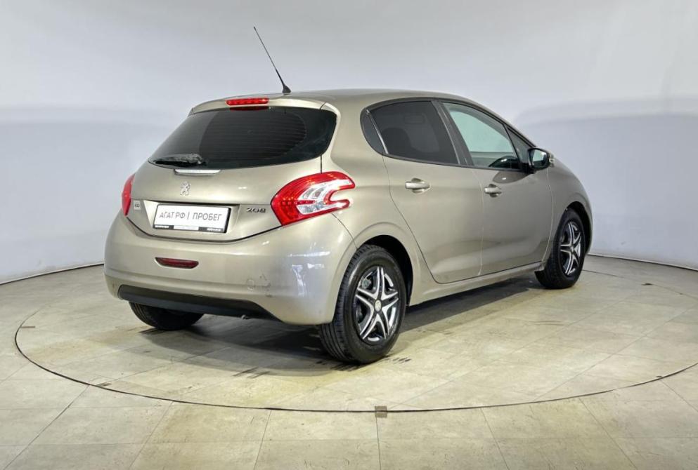Peugeot 208 I Саранск  - изображение 7