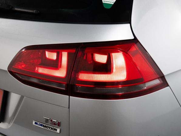 Volkswagen Golf VII с пробегом 2014 года, цена 1 335 000 рублей, 87207 км, универсал, Автокод Объявления