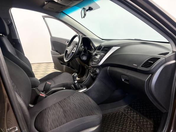 Hyundai Solaris I Рестайлинг с пробегом 2014 года, цена 899 000 рублей, 214805 км, седан, Автокод Объявления
