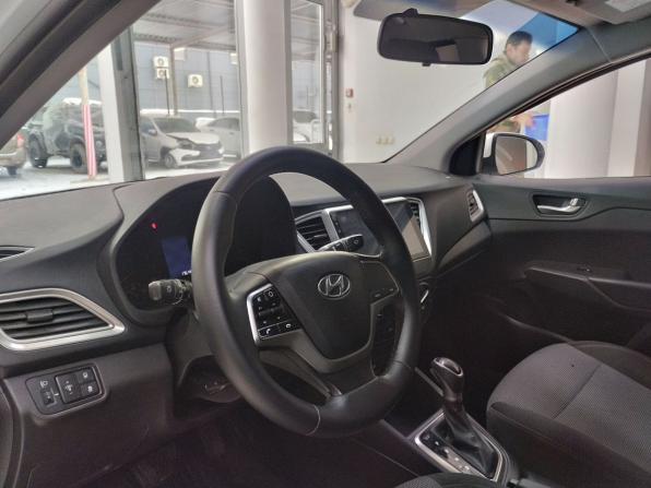 Hyundai Solaris II Рестайлинг с пробегом 2020 года, цена 1 420 000 рублей, 176139 км, седан, Автокод Объявления