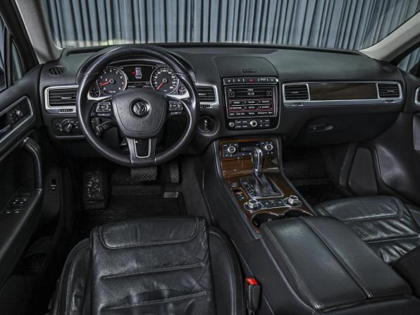 Volkswagen Touareg II Рестайлинг с пробегом 2016 года, цена 2 759 000 рублей, 291022 км, внедорожник, Автокод Объявления