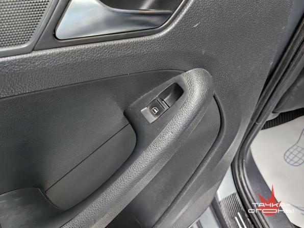 Volkswagen Jetta VI с пробегом 2011 года, цена 690 000 рублей, 301000 км, седан, Автокод Объявления
