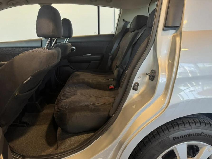 Nissan Tiida I Рестайлинг Подольск  - изображение 11