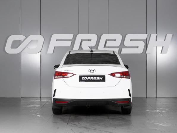 Hyundai Solaris II Рестайлинг с пробегом 2022 года, цена 1 939 000 рублей, 81966 км, седан, Автокод Объявления