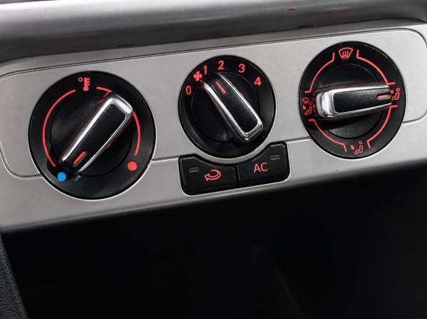 Volkswagen Polo V с пробегом 2013 года, цена 829 000 рублей, 167162 км, седан, Автокод Объявления