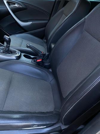Opel Astra J с пробегом 2011 года, цена 595 000 рублей, 197016 км, хэтчбек, Автокод Объявления