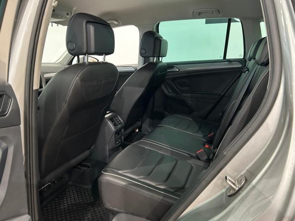 Volkswagen Tiguan II Рестайлинг с пробегом 2021 года, цена 2 049 000 рублей, 185486 км, внедорожник, Автокод Объявления