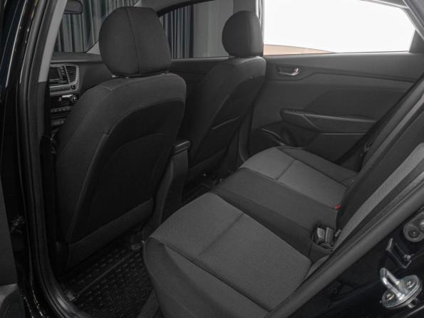 Hyundai Solaris II с пробегом 2020 года, цена 1 719 000 рублей, 69541 км, седан, Автокод Объявления