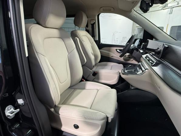 Mercedes-Benz V-Класс III (W447) Рестайлинг 2 с пробегом 2026 года, цена 15 200 000 рублей, 25 км, минивэн, Автокод Объявления