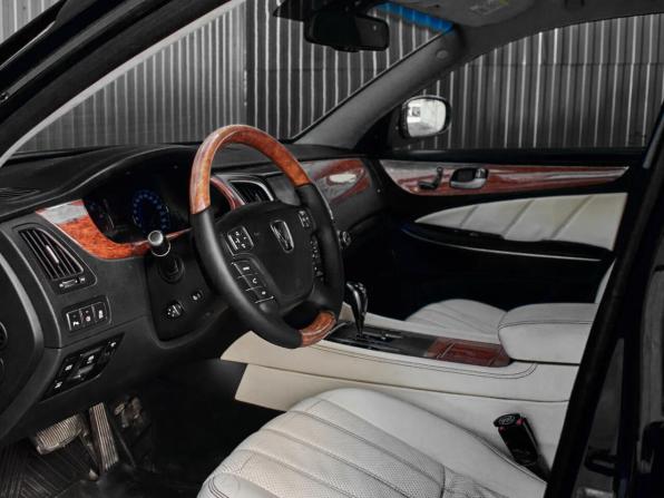 Hyundai Equus II с пробегом 2012 года, цена 1 685 000 рублей, 192422 км, седан, Автокод Объявления