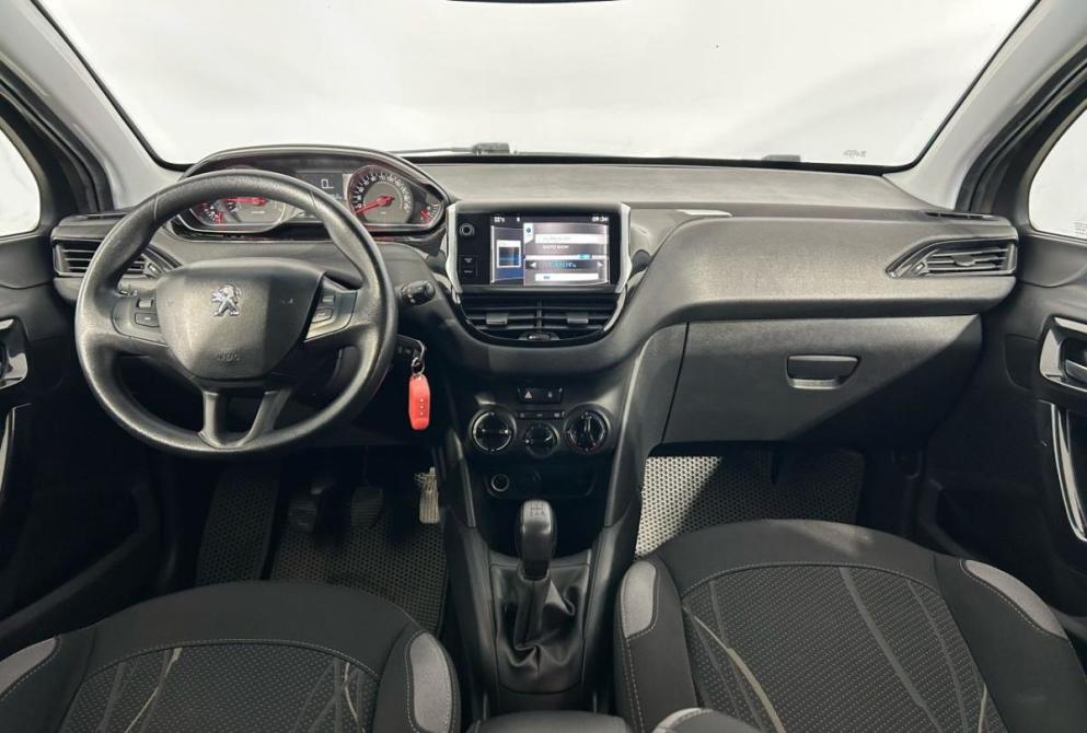 Peugeot 208 I Саранск  - изображение 18