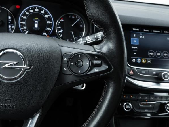 Opel Astra K Рестайлинг с пробегом 2020 года, цена 1 134 600 рублей, 181834 км, универсал, Автокод Объявления