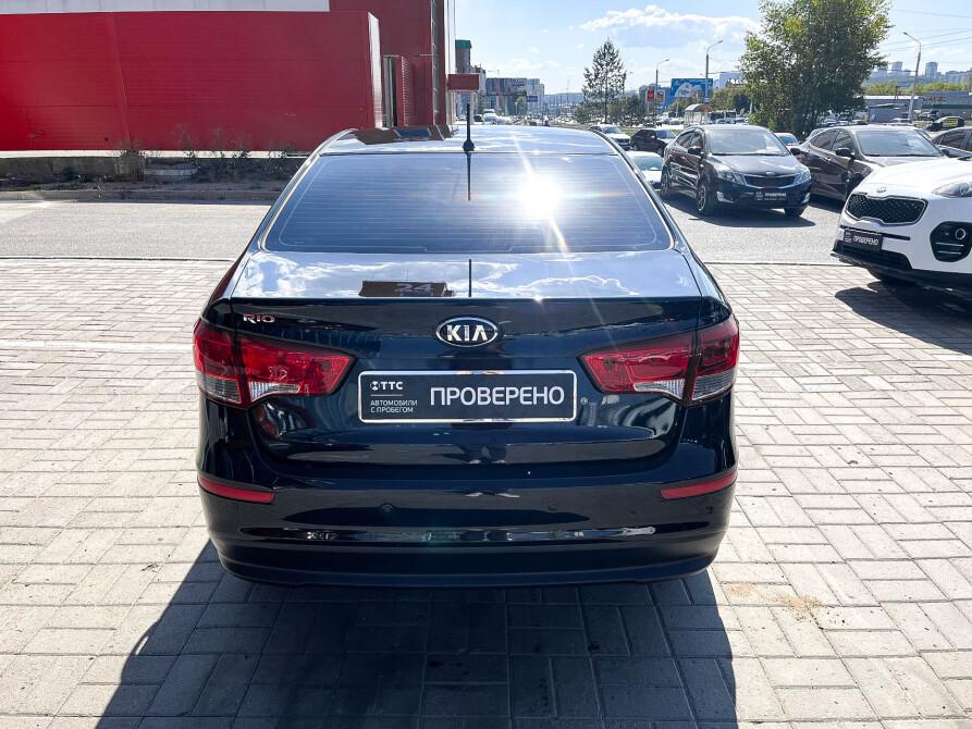 Купить б/у Kia Rio, III Рестайлинг Бензин Автоматическая в Уфе, Черный ...