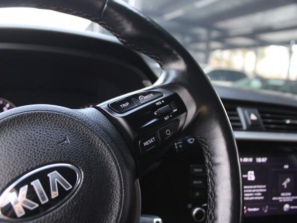 Kia Rio IV Рестайлинг с пробегом 2021 года, цена 1 549 000 рублей, 133558 км, седан, Автокод Объявления
