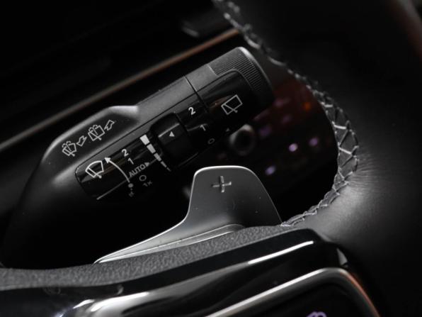 Kia Carnival IV Рестайлинг с пробегом 2024 года, цена 5 500 000 рублей, 58076 км, минивэн, Автокод Объявления