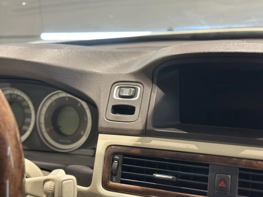 Volvo XC70 II Новосибирск  - изображение 11