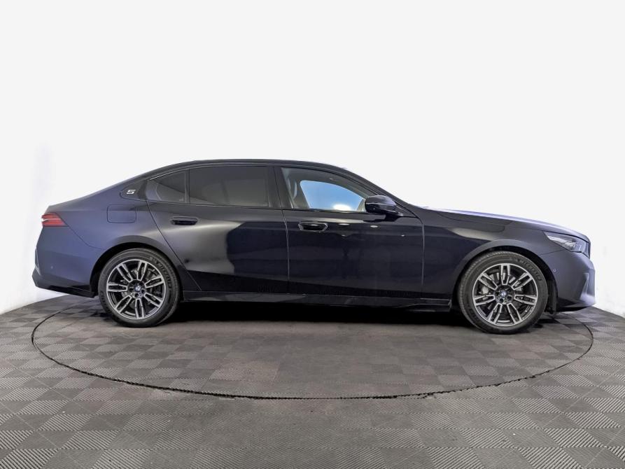 BMW 5 серии VIII (G60/G61/G68) Москва  - изображение 4