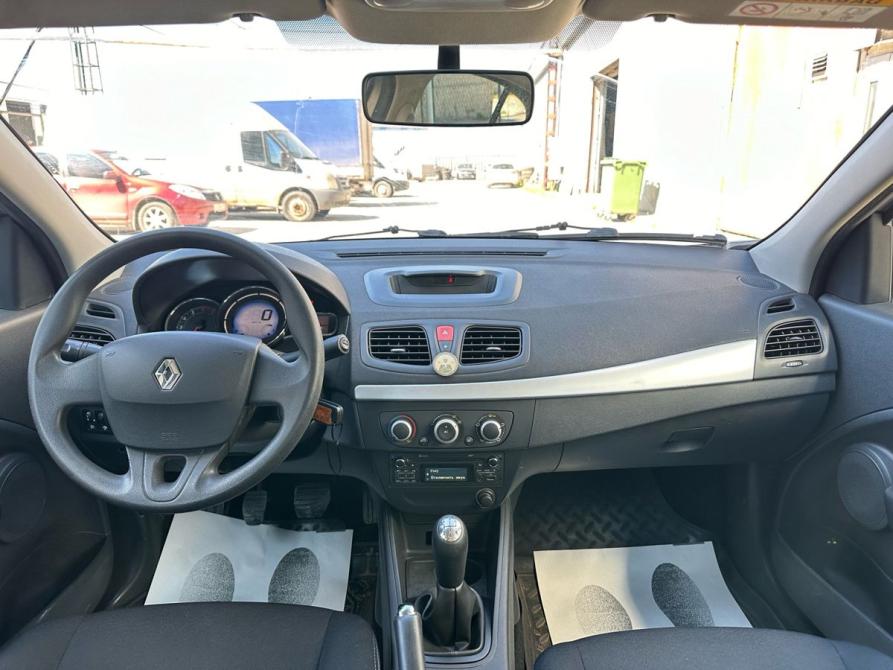 Renault Fluence I Рестайлинг Пермь  - изображение 16