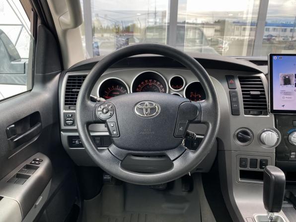 Toyota Tundra II с пробегом 2010 года, цена 3 649 000 рублей, 209214 км, offers.body_type.unknown, Автокод Объявления