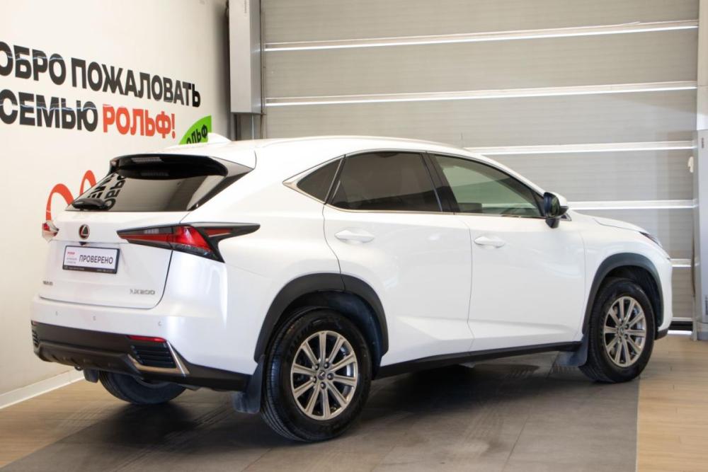 Lexus NX I Рестайлинг Москва  - изображение 4