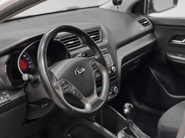 Kia Rio III Рестайлинг с пробегом 2016 года, цена 1 170 500 рублей, 154728 км, седан, Автокод Объявления