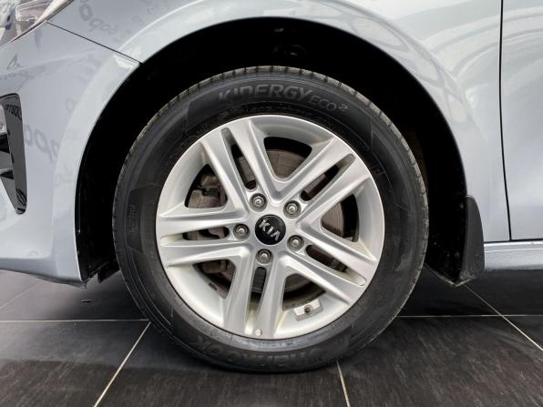 Kia Ceed III с пробегом 2019 года, цена 1 820 000 рублей, 106718 км, универсал, Автокод Объявления