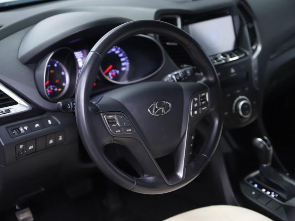 Hyundai Santa Fe III с пробегом 2013 года, цена 1 650 000 рублей, 181638 км, внедорожник, Автокод Объявления
