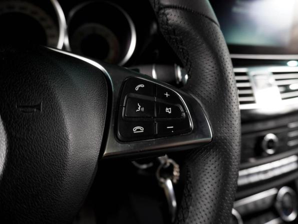 Mercedes-Benz CLS II (C218) Рестайлинг с пробегом 2015 года, цена 2 499 000 рублей, 338338 км, седан, Автокод Объявления