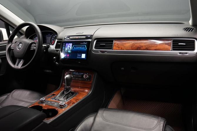 Volkswagen Touareg II с пробегом 2011 года, цена 2 199 000 рублей, 219984 км, внедорожник, Автокод Объявления