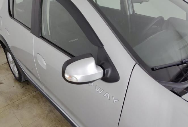 Renault Sandero II с пробегом 2015 года, цена 880 000 рублей, 105443 км, хэтчбек, Автокод Объявления