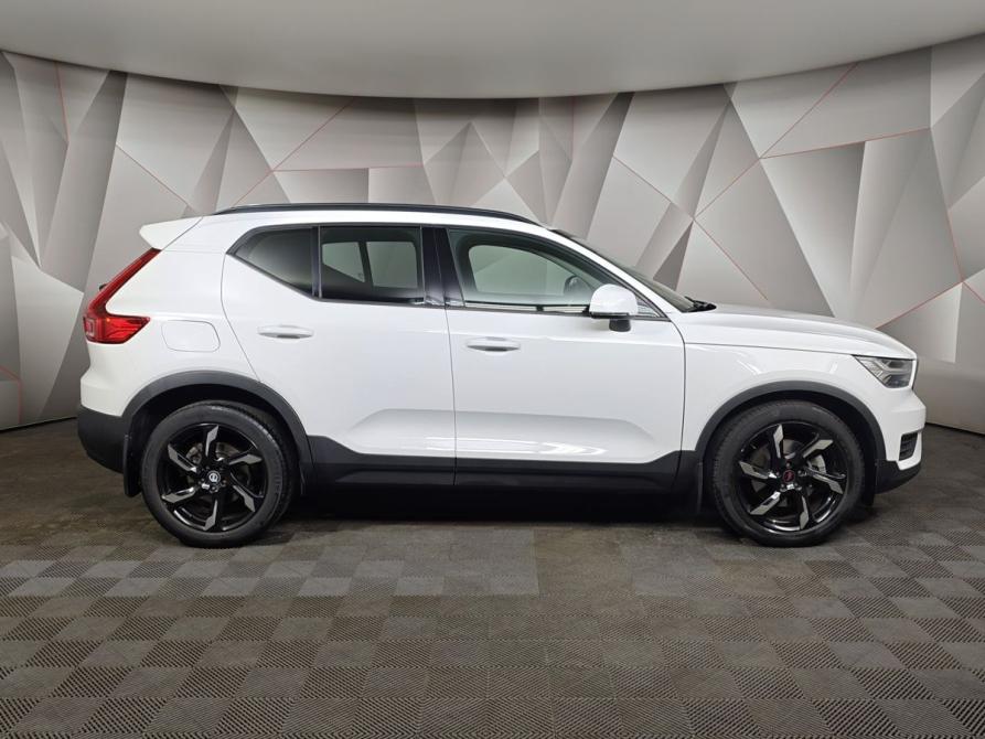 Volvo XC40 I Москва  - изображение 6