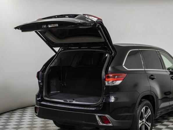 Toyota Highlander III (XU50) Рестайлинг с пробегом 2018 года, цена 3 049 000 рублей, 181296 км, внедорожник, Автокод Объявления
