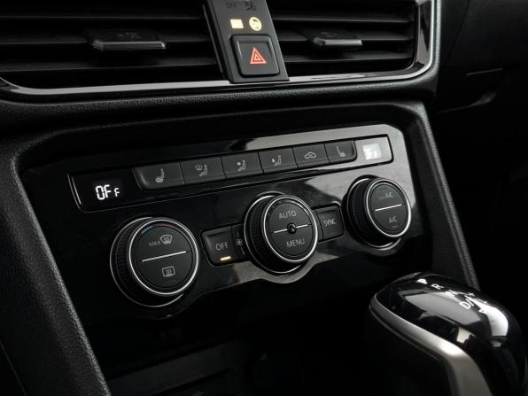 Volkswagen Taos I с пробегом 2021 года, цена 2 100 000 рублей, 147805 км, внедорожник, Автокод Объявления