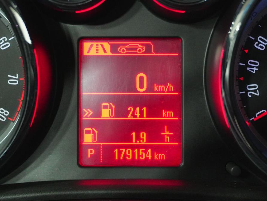Opel Astra J Рестайлинг Вологда  - изображение 17