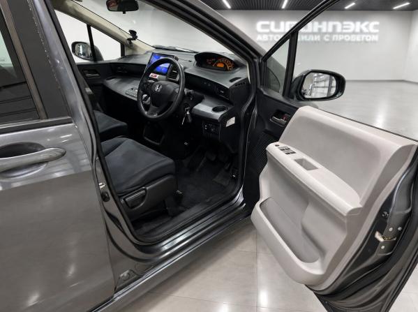 Honda Freed I с пробегом 2009 года, цена 899 000 рублей, 192000 км, компактвэн, Автокод Объявления