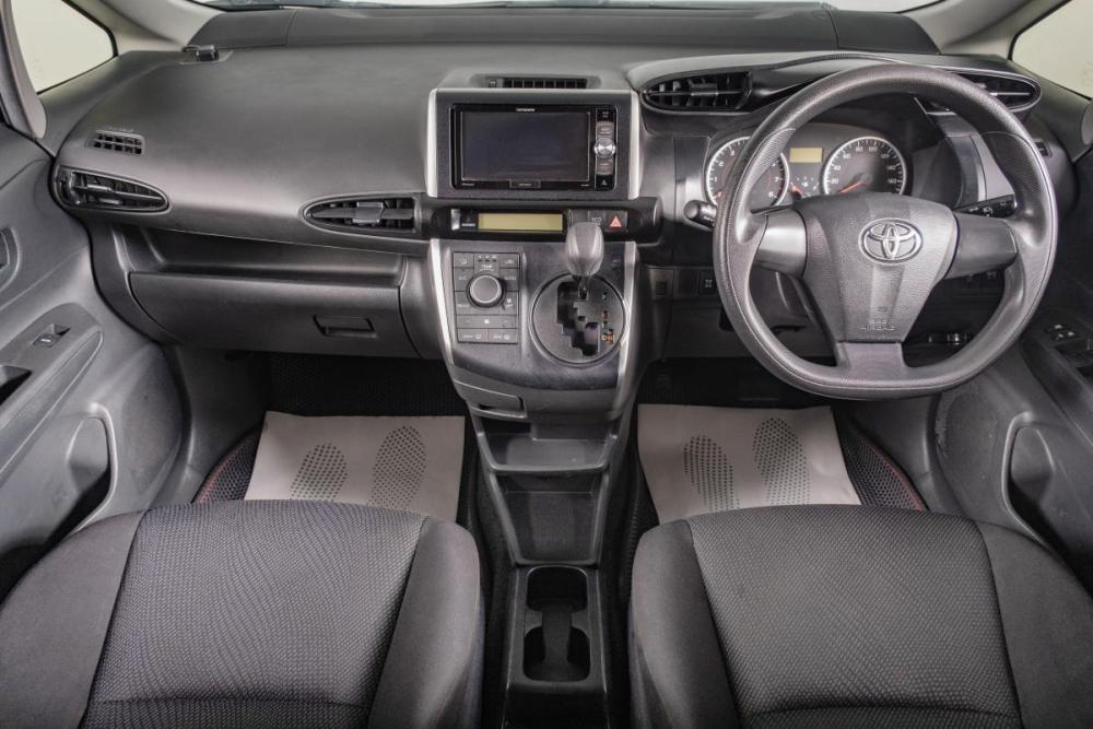 Toyota Wish II Рестайлинг Томск  - изображение 10