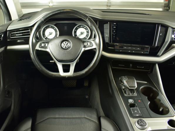 Volkswagen Touareg III с пробегом 2019 года, цена 3 999 999 рублей, 238444 км, внедорожник, Автокод Объявления