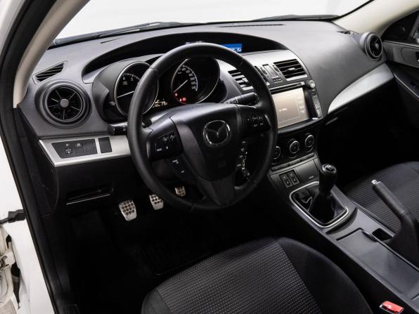Mazda 3 II (BL) Рестайлинг с пробегом 2013 года, цена 990 000 рублей, 165787 км, седан, Автокод Объявления