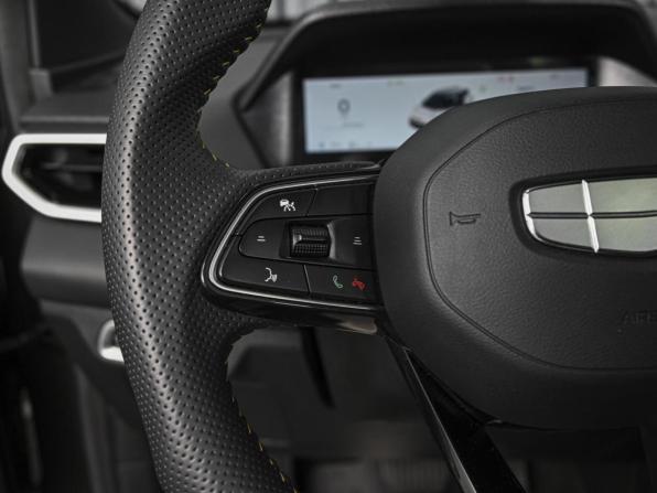 Geely Coolray I Рестайлинг с пробегом 2025 года, цена 2 398 000 рублей, 6495 км, внедорожник, Автокод Объявления