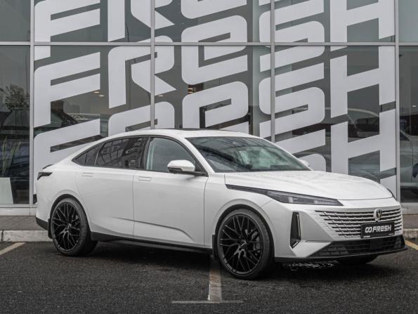 Changan Lamore с пробегом 2023 года, цена 2 035 000 рублей, 22625 км, седан, Автокод Объявления