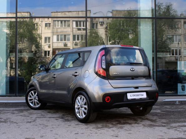 Kia Soul II Рестайлинг с пробегом 2018 года, цена 1 725 000 рублей, 64066 км, хэтчбек, Автокод Объявления