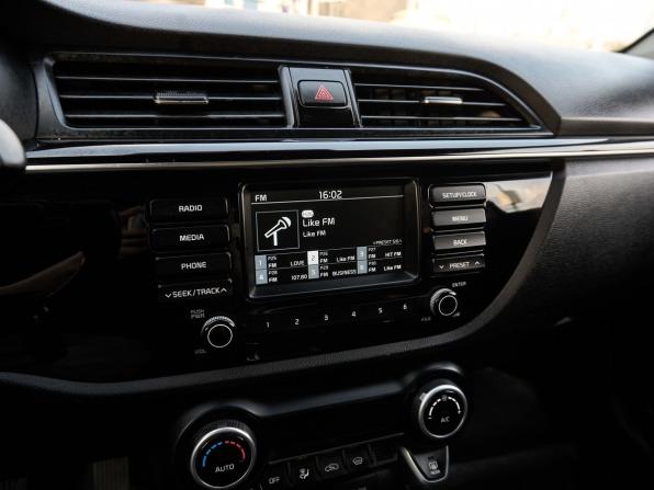 Kia Rio IV с пробегом 2017 года, цена 1 230 000 рублей, 160137 км, седан, Автокод Объявления