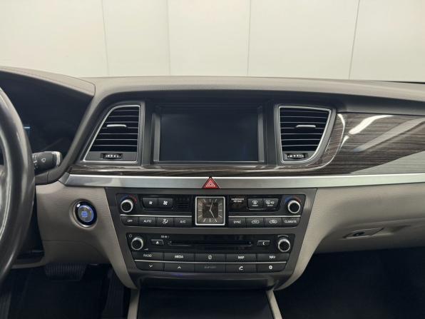 Genesis G80 I с пробегом 2017 года, цена 1 999 000 рублей, 173524 км, седан, Автокод Объявления