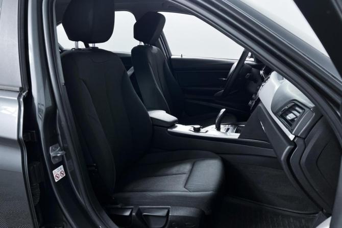 BMW 3 серии VI (F3x) Рестайлинг с пробегом 2018 года, цена 1 380 200 рублей, 162480 км, седан, Автокод Объявления