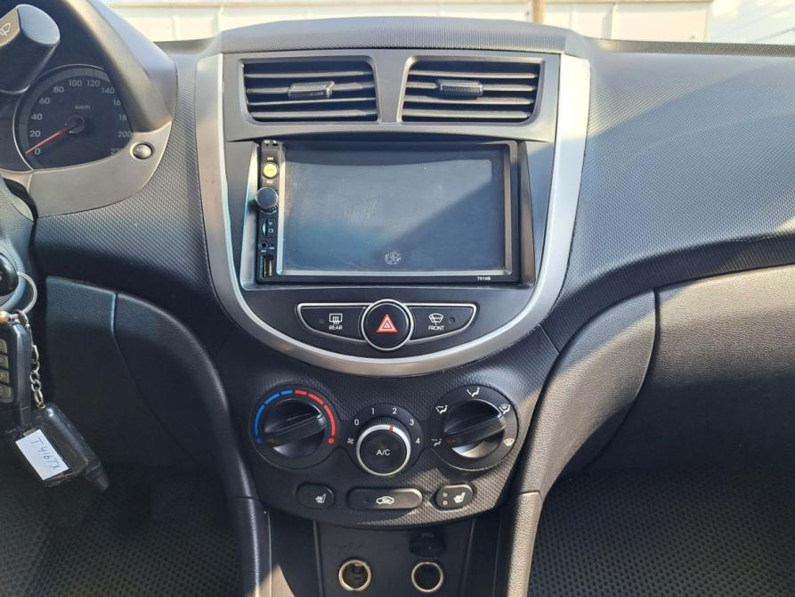 Hyundai Solaris I Набережные Челны  - изображение 18